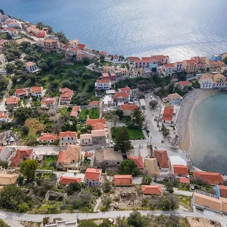 House Of Hapiness In Assos Apartment Asos