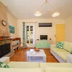 Apartment House Of Hapiness In Assos