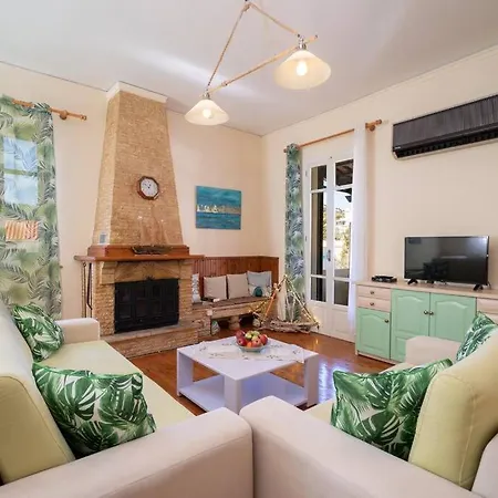 House Of Hapiness In Assos *